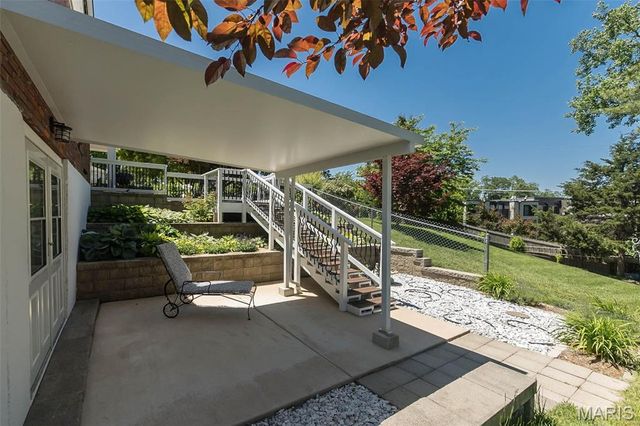 329 Portico Court, Chesterfield, MO 63017