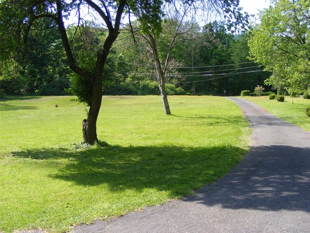 212 Old Dutch Hollow Road, Monroe, NY 10950
