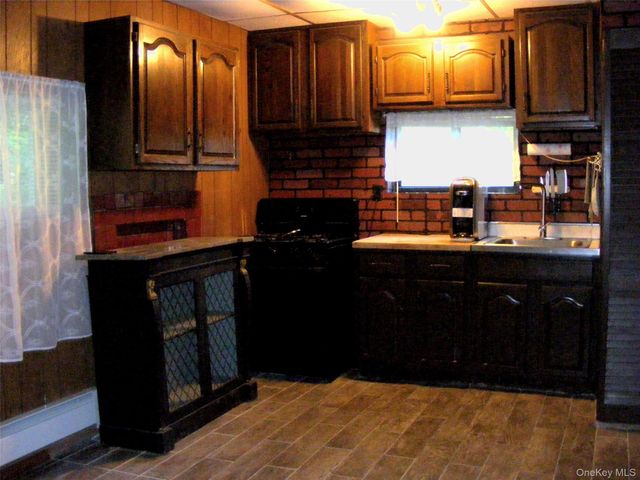 212 Old Dutch Hollow Road, Monroe, NY 10950