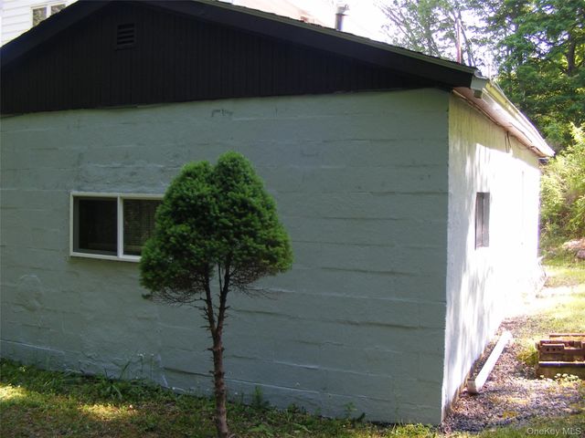 212 Old Dutch Hollow Road, Monroe, NY 10950