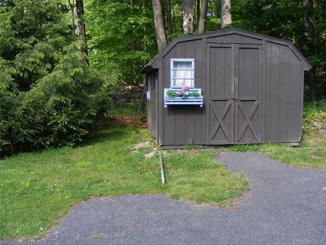 212 Old Dutch Hollow Road, Monroe, NY 10950