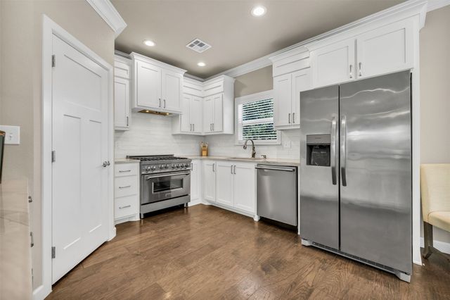 1426 E 122nd Court S, Jenks, OK 74037