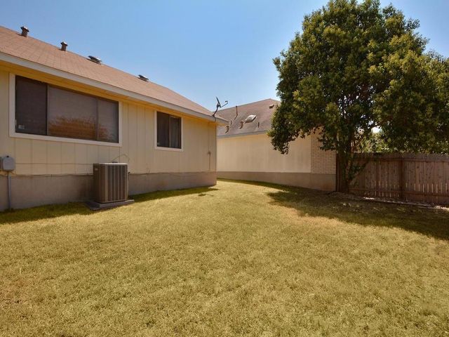 2213 Margalene WAY, Austin, TX 78728