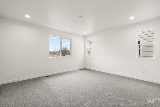6091 N Senita Hills Ave, Meridian, ID 83646