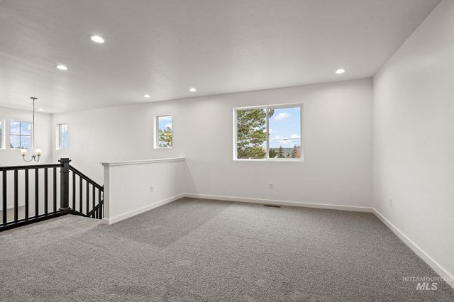6091 N Senita Hills Ave, Meridian, ID 83646