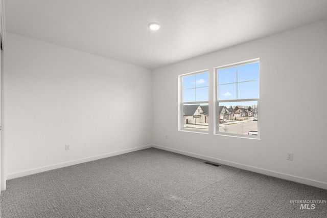6091 N Senita Hills Ave, Meridian, ID 83646