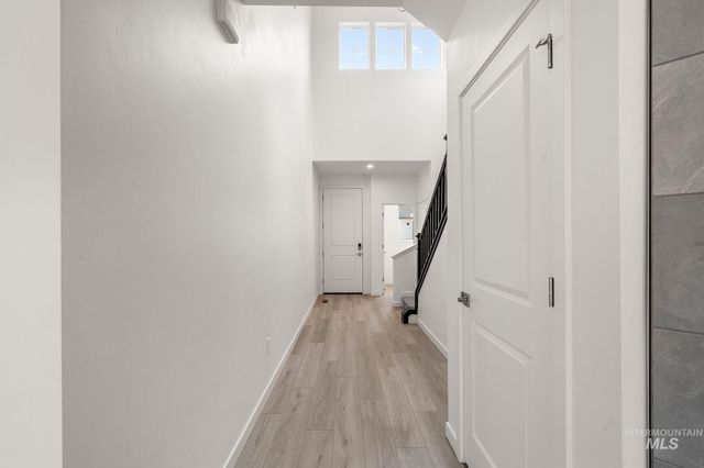 6091 N Senita Hills Ave, Meridian, ID 83646