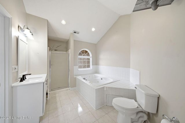 270 W Emerald Cir, Mt Washington, KY 40047