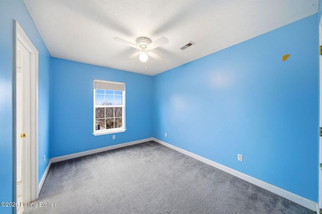 270 W Emerald Cir, Mt Washington, KY 40047