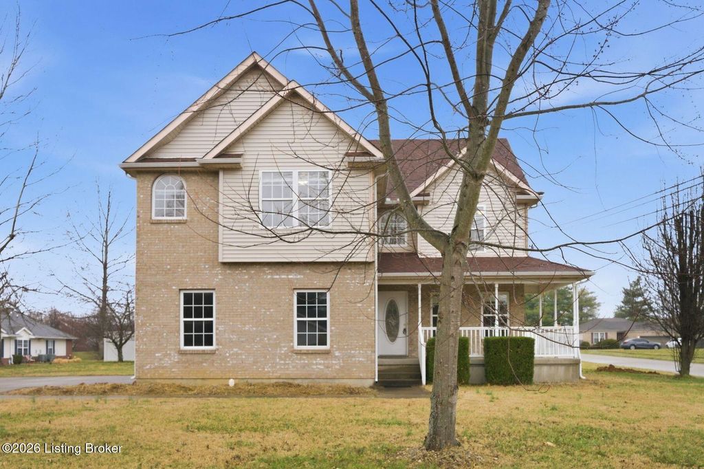 270 W Emerald Cir, Mt Washington, KY 40047