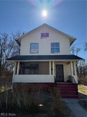 417 Kenmore Avenue, Youngstown, OH 44511