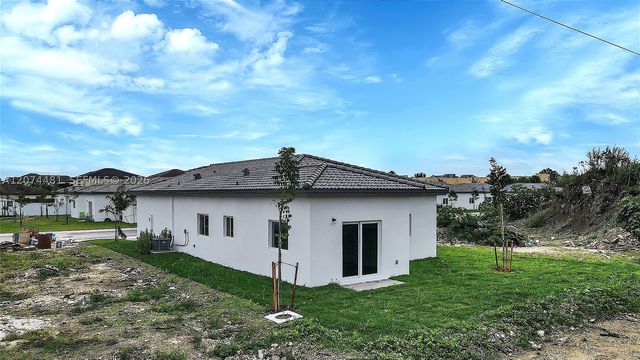 24062 SW 116th Ct, Miami, FL 33032