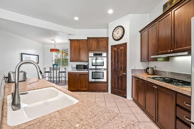 40761 Hovley Court, Palm Desert, CA 92260