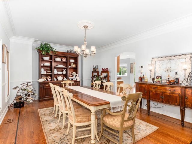 4135 River Ridge Drive, St. Charles, IL 60175