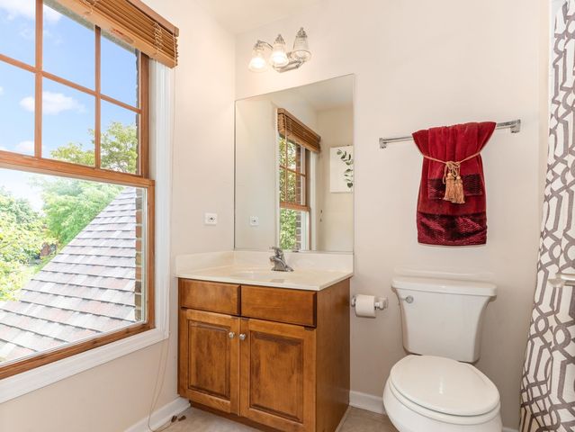 4135 River Ridge Drive, St. Charles, IL 60175