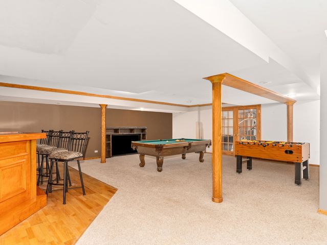 4135 River Ridge Drive, St. Charles, IL 60175