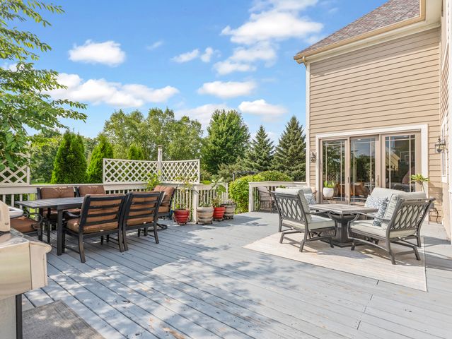 4135 River Ridge Drive, St. Charles, IL 60175