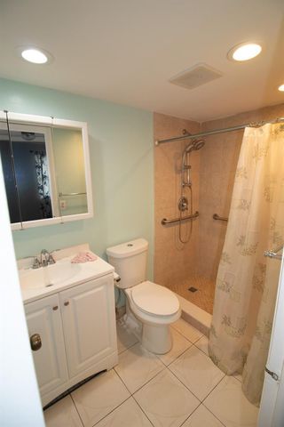 9621 Sunrise Lakes Boulevard 102, Sunrise, FL 33322