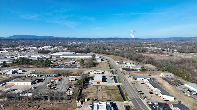 Lot 2-B E Parkway Drive, Russellville, AR 72802