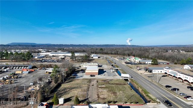 Lot 2-B E Parkway Drive, Russellville, AR 72802