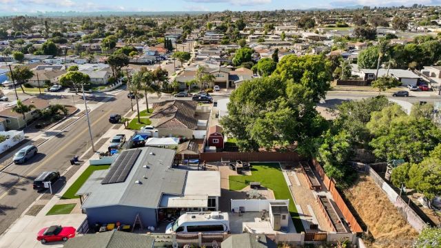 1165 Monserate Ave, Chula Vista, CA 91911
