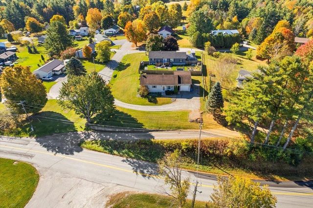 274 Scottsdale Road, Newport City, VT 05855