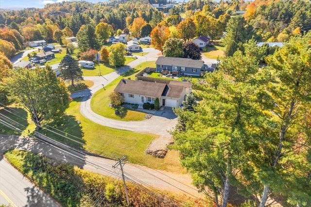 274 Scottsdale Road, Newport City, VT 05855