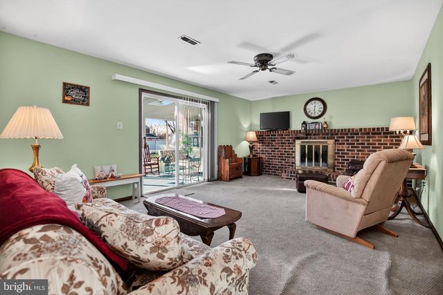 2306 CAROL LN, Norristown, PA 19401