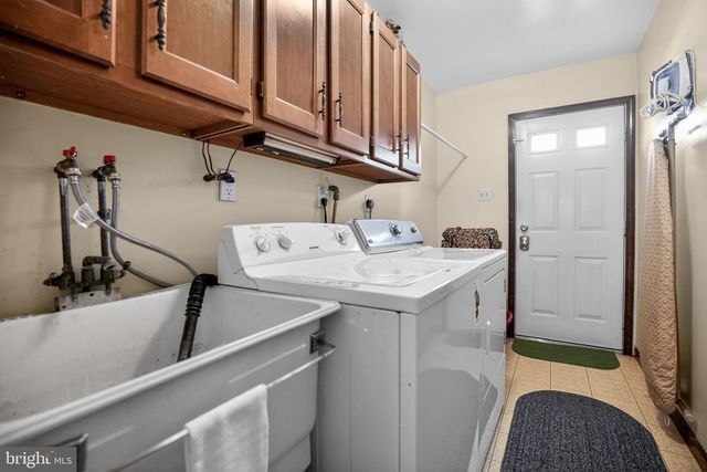 2306 CAROL LN, Norristown, PA 19401