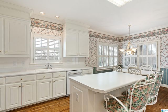 6162 RUSHING PARC LANE, Hoover, AL 35244