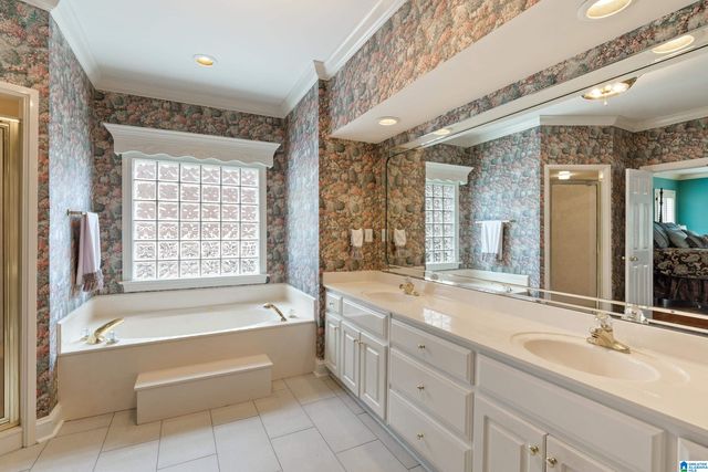 6162 RUSHING PARC LANE, Hoover, AL 35244