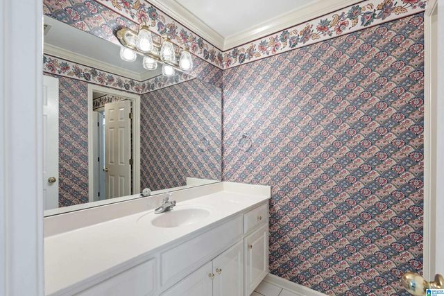 6162 RUSHING PARC LANE, Hoover, AL 35244