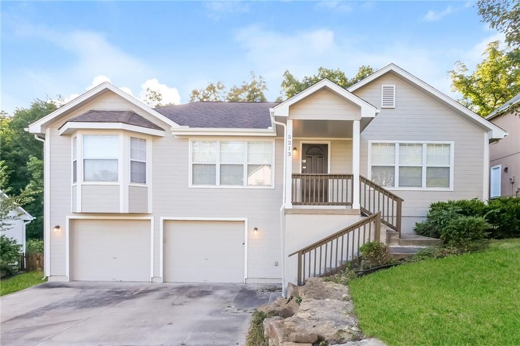 9305 N Harrison Street, Kansas City, MO 64155