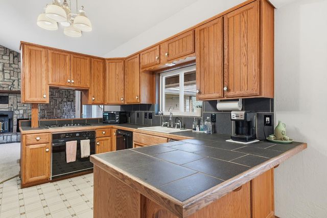 149 S Park Dr, Burson, CA 95225