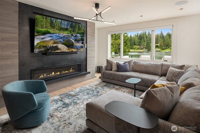 3234 78th Place NE, Medina, WA 98039