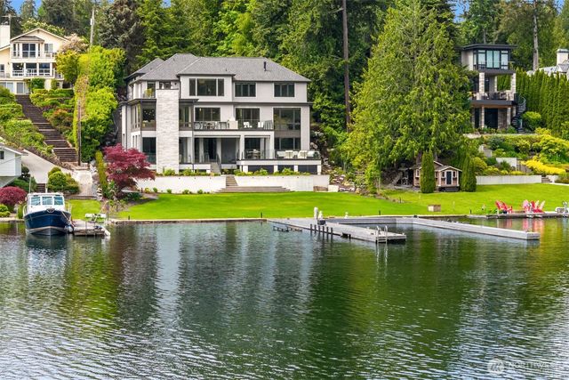 3234 78th Place NE, Medina, WA 98039