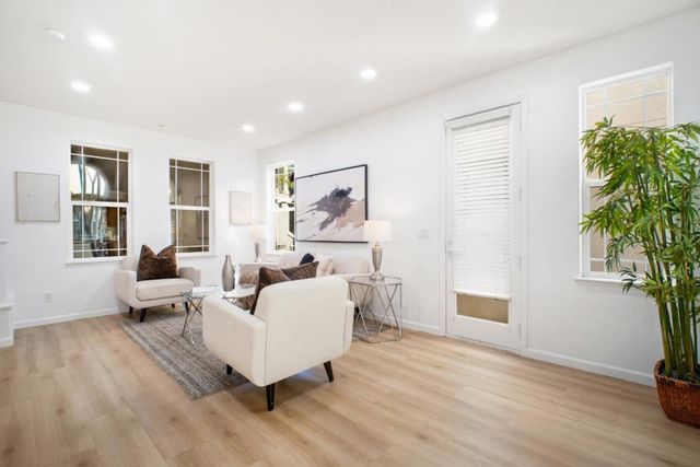 915 Ternura Loop, Milpitas, CA 95035