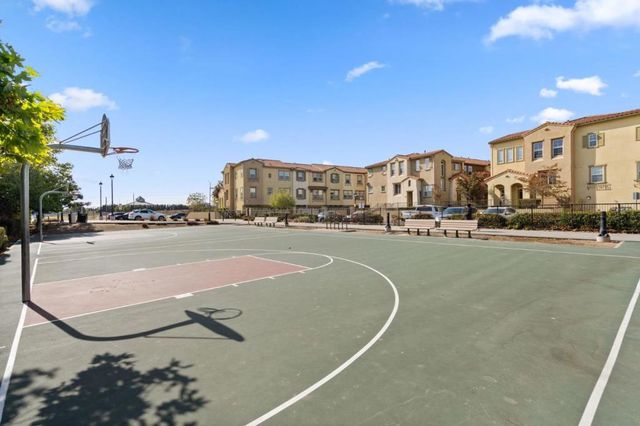 915 Ternura Loop, Milpitas, CA 95035