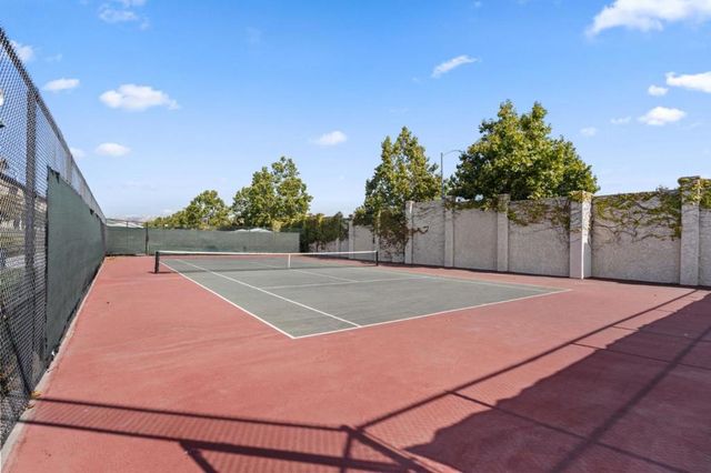 915 Ternura Loop, Milpitas, CA 95035