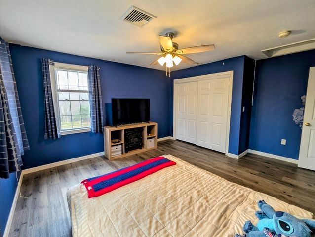 6 Marrissa Cir, Charlton, MA 01507
