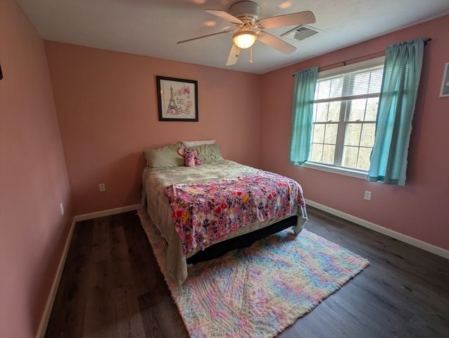 6 Marrissa Cir, Charlton, MA 01507