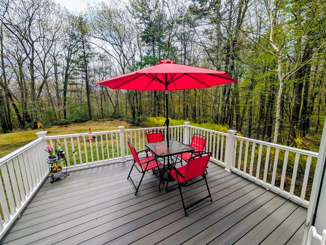 6 Marrissa Cir, Charlton, MA 01507