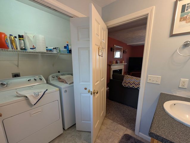 6 Marrissa Cir, Charlton, MA 01507