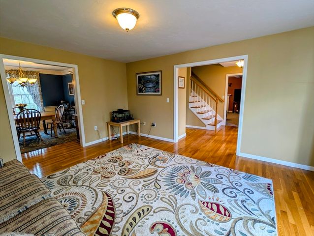 6 Marrissa Cir, Charlton, MA 01507