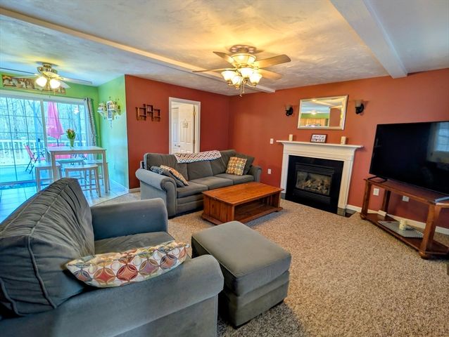 6 Marrissa Cir, Charlton, MA 01507