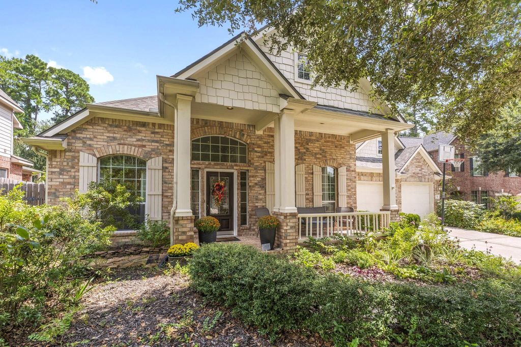 14 Cordella Place, The Woodlands, TX 77382
