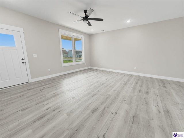 10 Betty Boyd Lane, Brandenburg, KY 40108