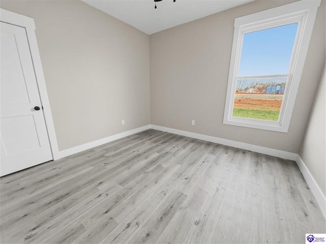 10 Betty Boyd Lane, Brandenburg, KY 40108