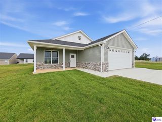 10 Betty Boyd Lane, Brandenburg, KY 40108