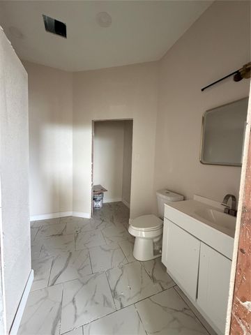 1804 65th Street A-B, Galveston, TX 77551